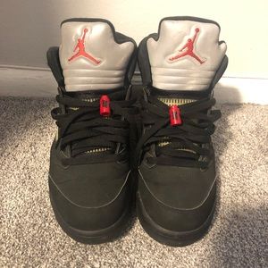 Black Metallic Jordan 5’s